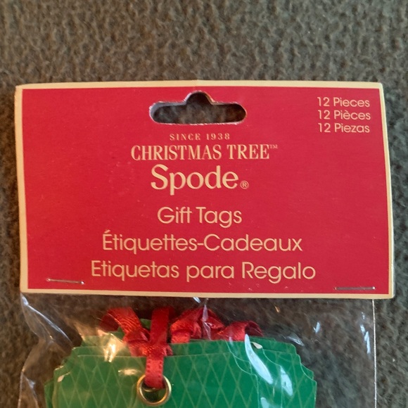 NIP Spode “Christmas Tree” gift tags. 3 packages of 12. Approx 1 3/4” x 3 3/4” - Picture 8 of 16